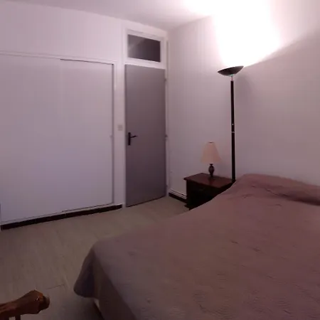 Rdc 6 Couchages Avec Garage Апартаменты